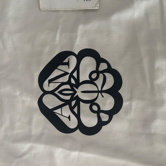 Alexander McQueen handbag - Picture 4 of 12